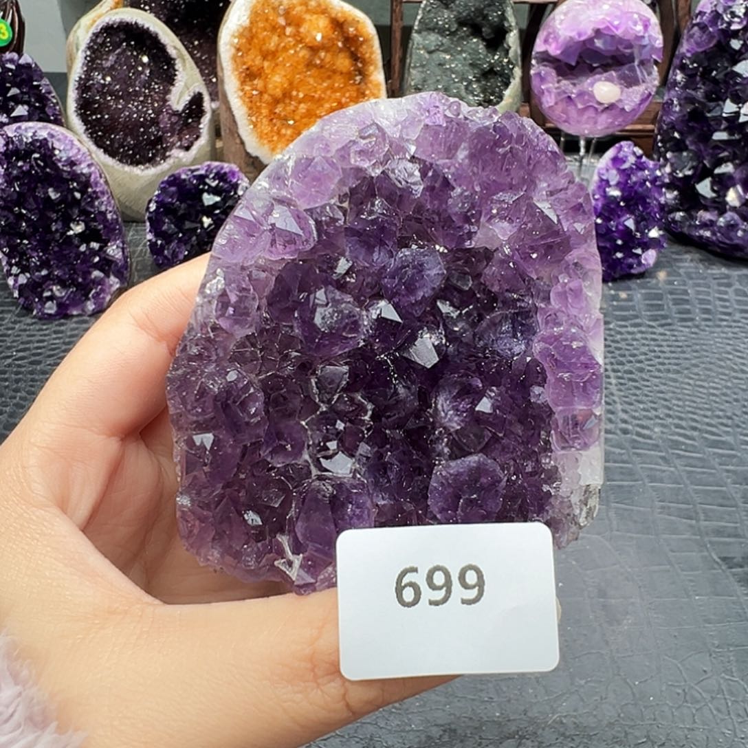 紫晶未镶嵌珠宝半成品