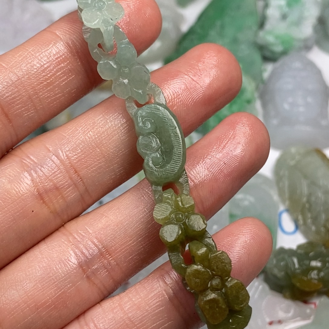 定制翡翠未镶嵌翡翠