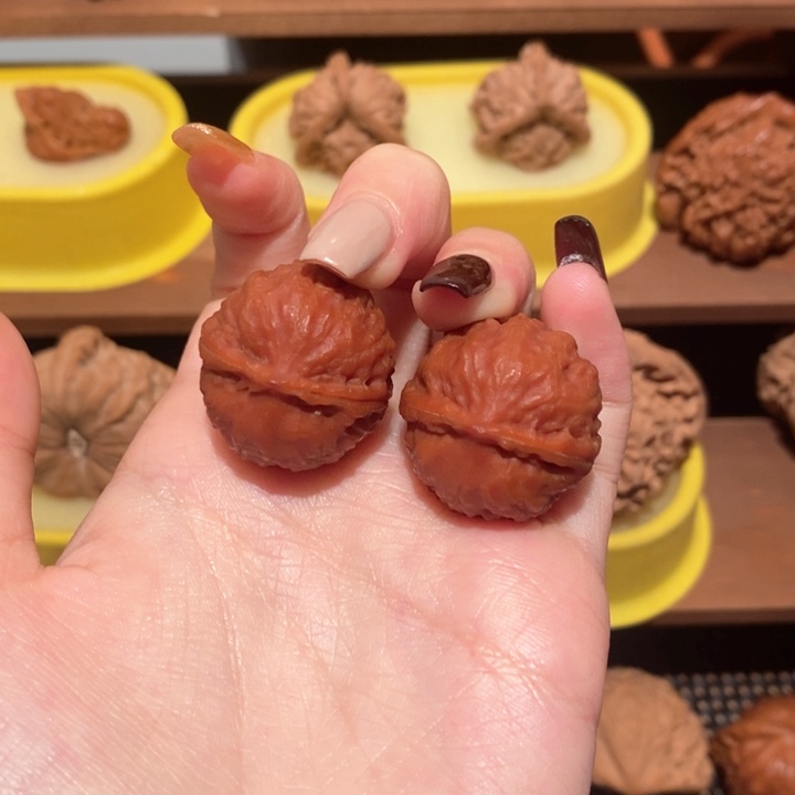 文玩核桃吊坠小光头