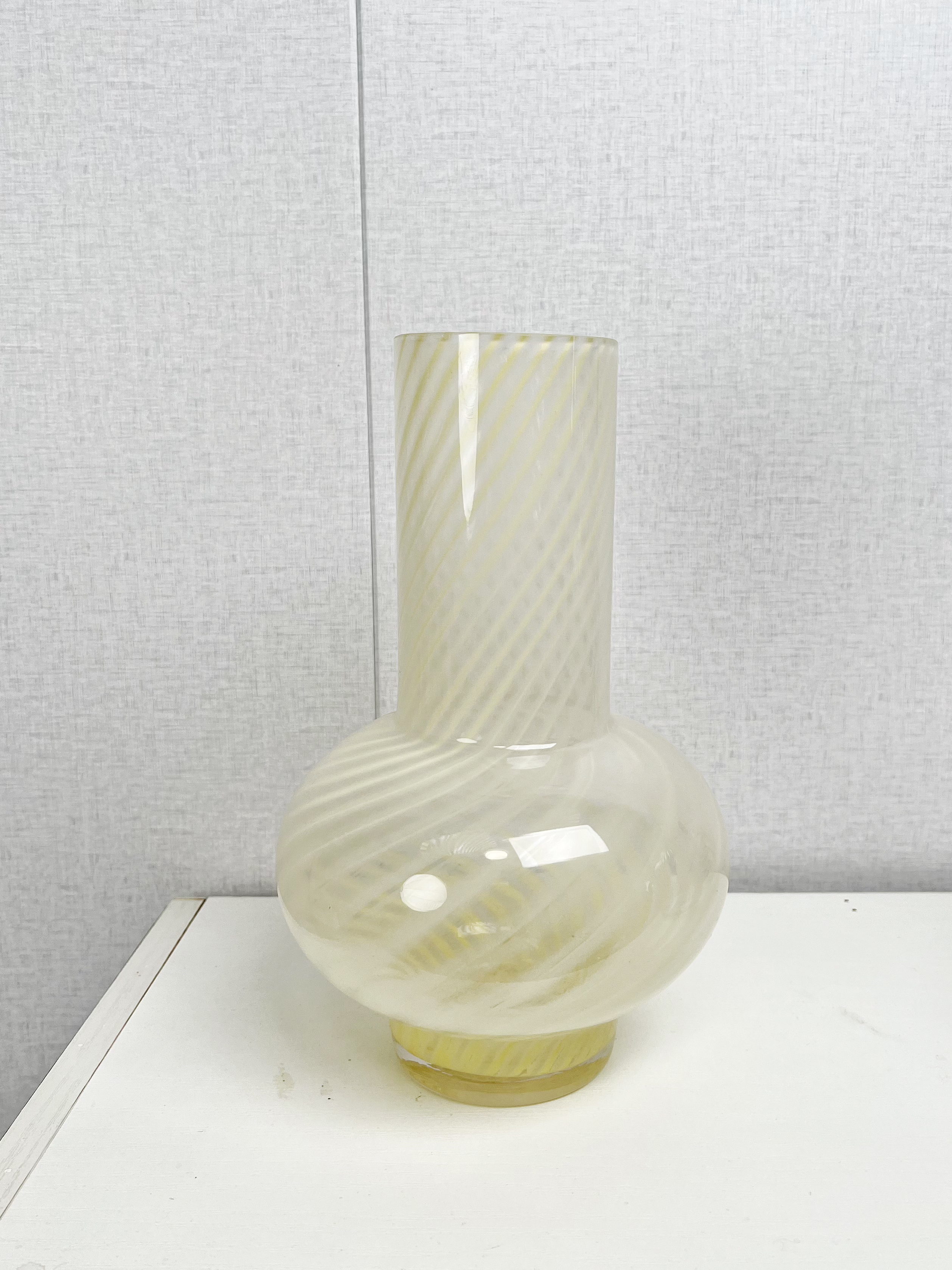 黄色条纹中古花瓶鲜花插花花器A013