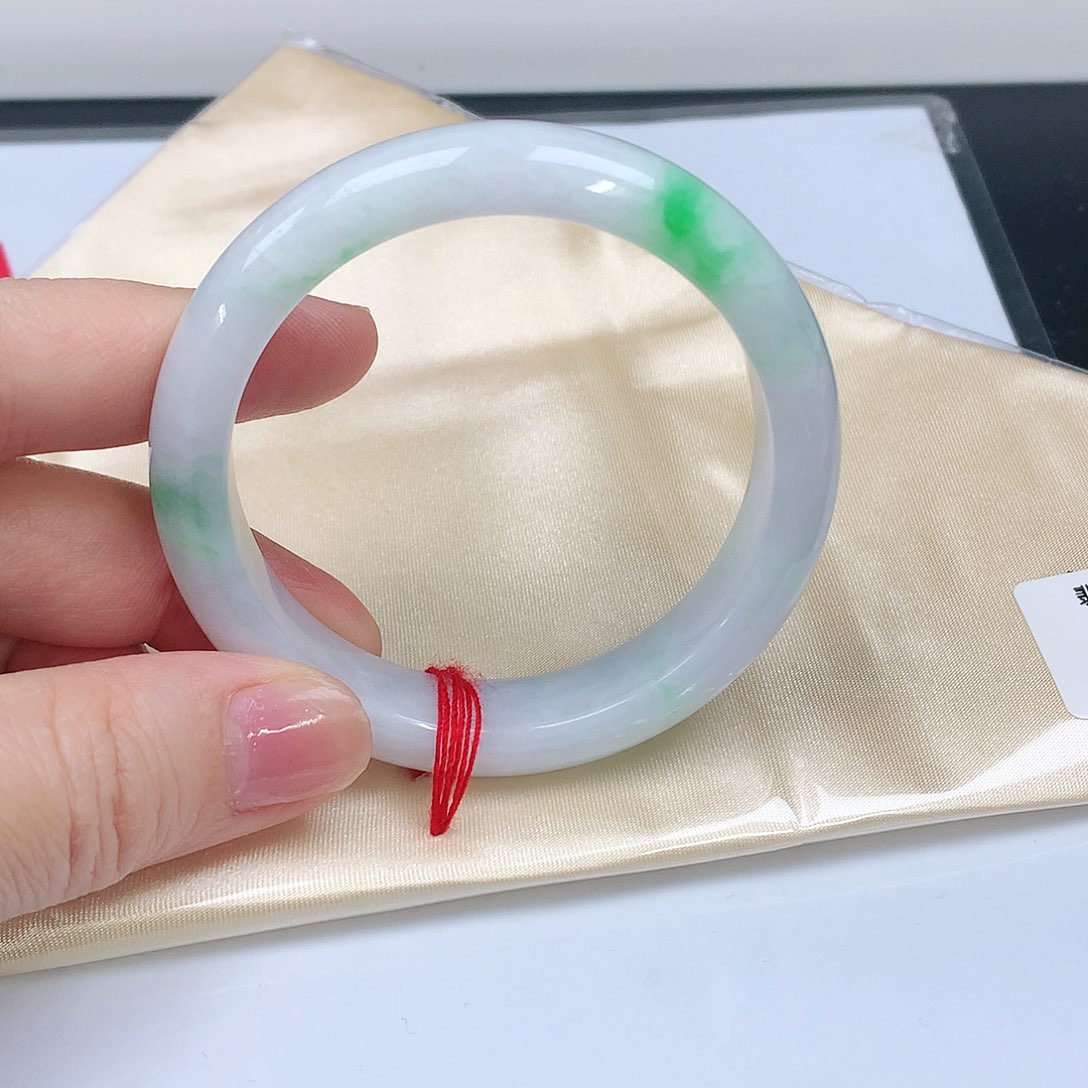 翡翠手镯未镶嵌015正