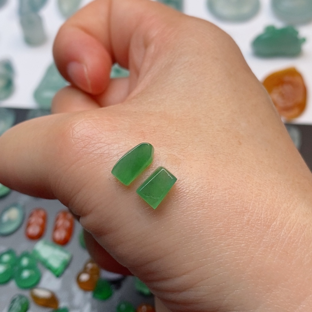 小***水定制翡翠未镶嵌切割面