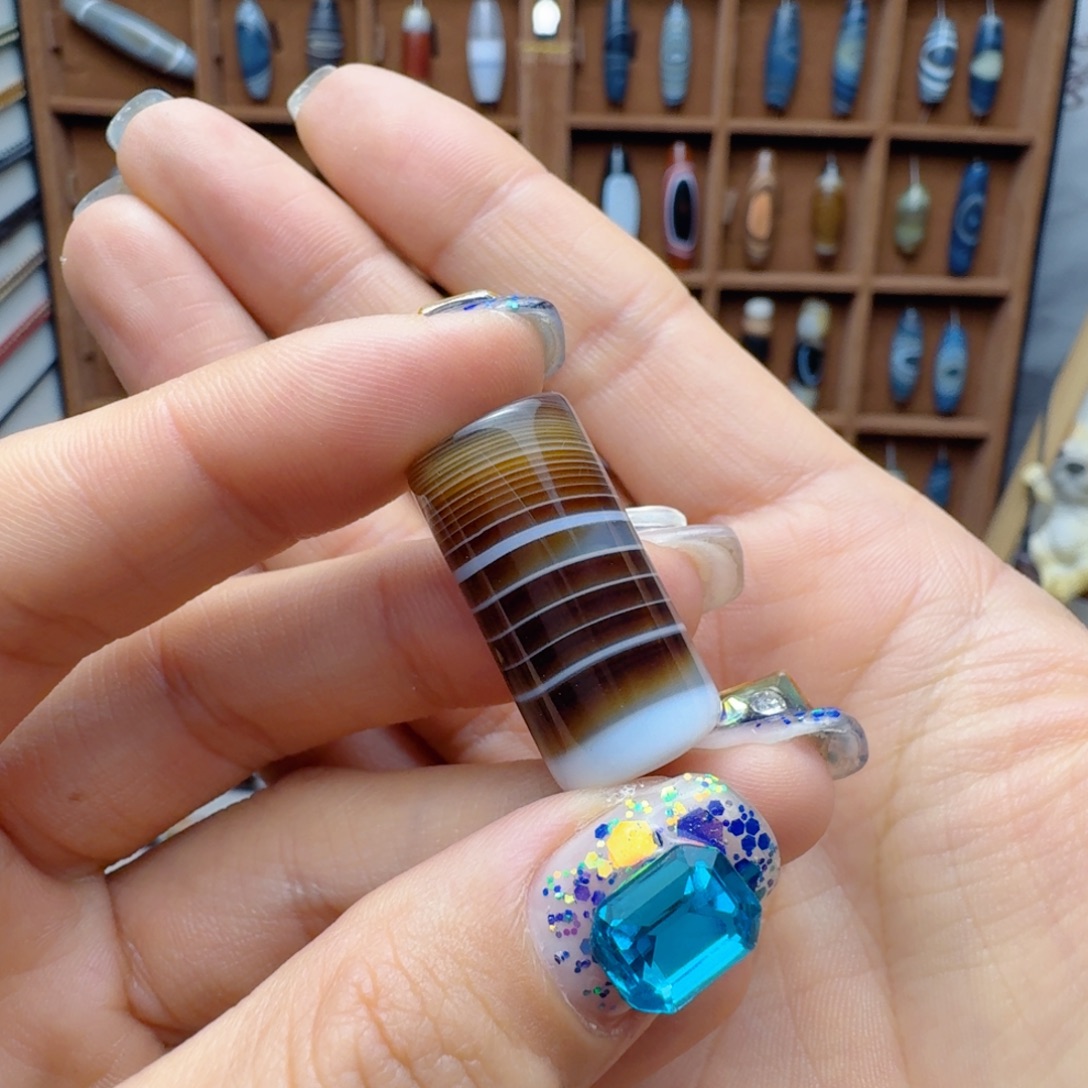 玛瑙/玉髓未镶嵌锁骨