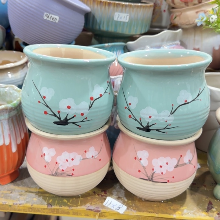 凑9块包邮，有孔，陶瓷花盆