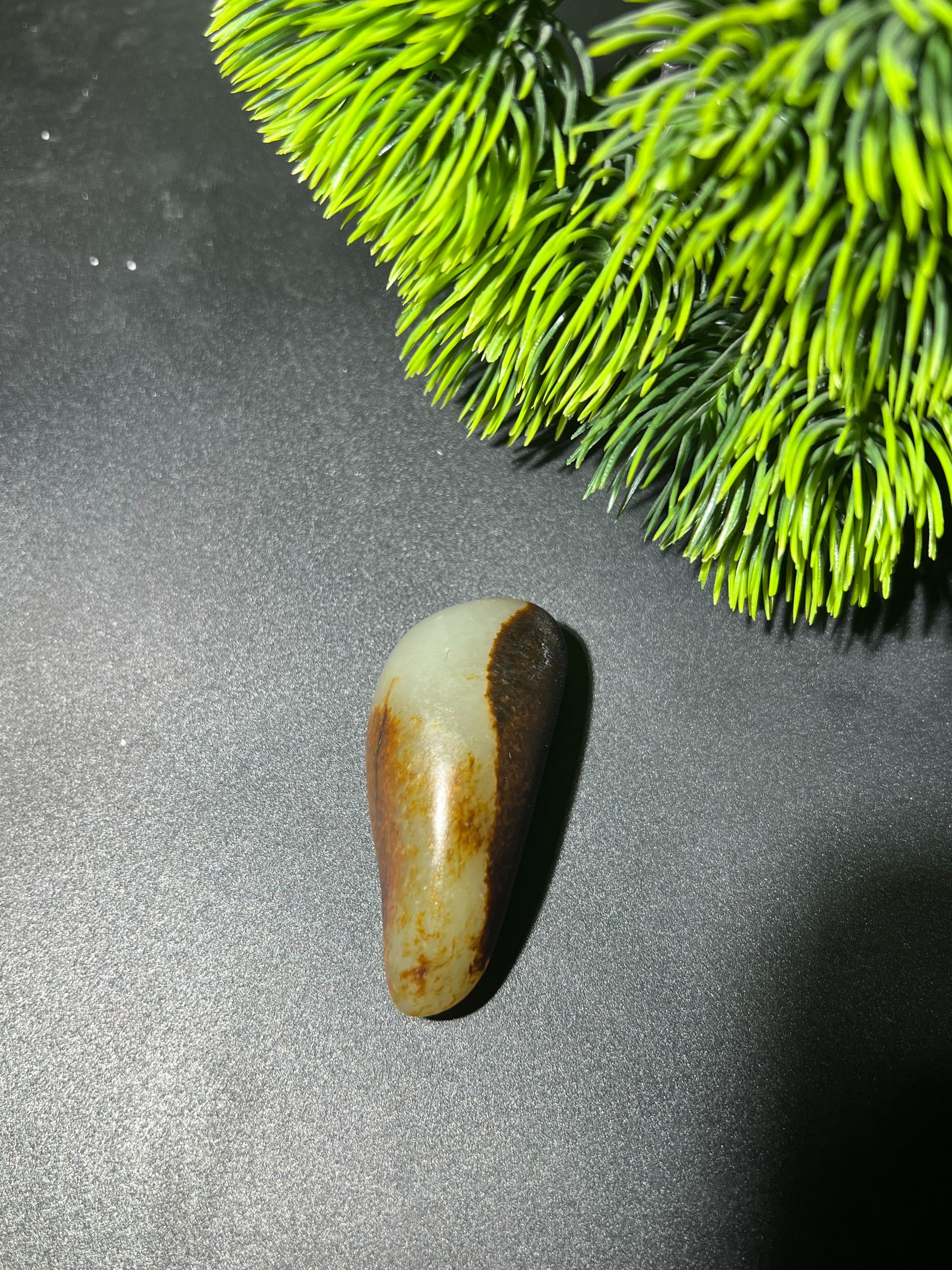 巴依哥和田玉45.25克