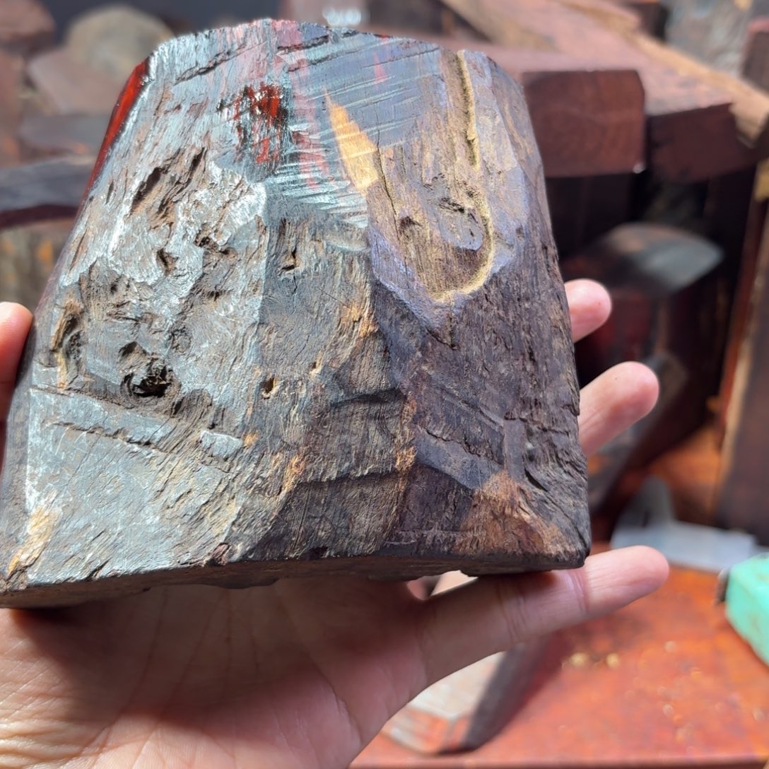 小***…檀香紫檀（小叶紫檀）