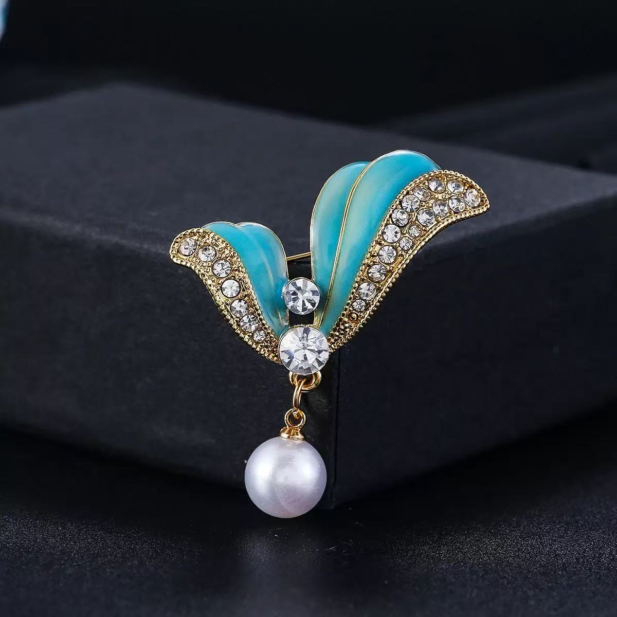 铜合金合成锆石胸针 时尚百搭蓝色配饰胸针胸花8099