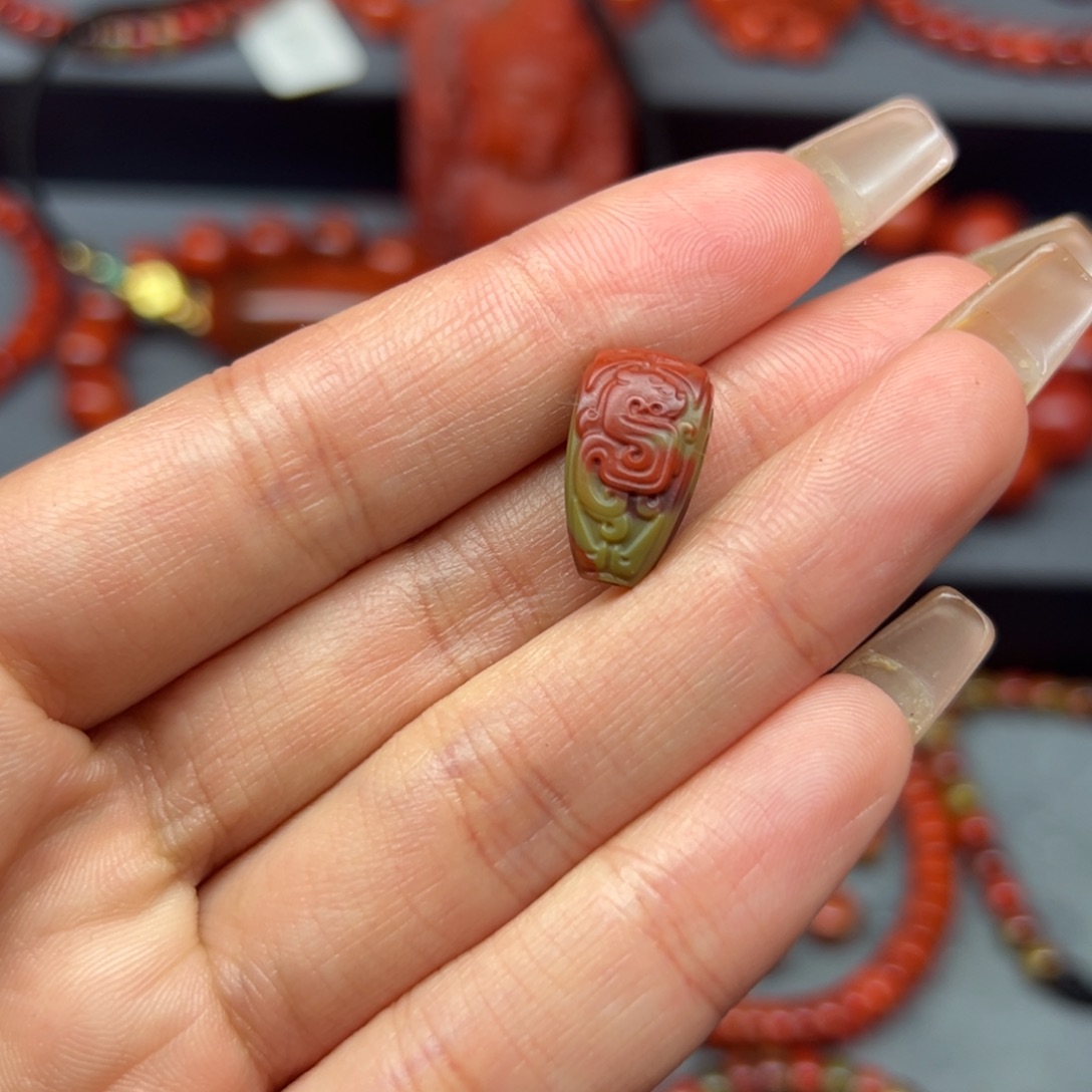 南红玛瑙未镶嵌配饰