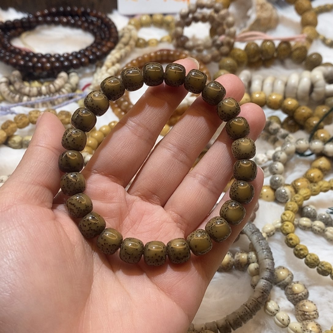 吊坠星月菩提海南