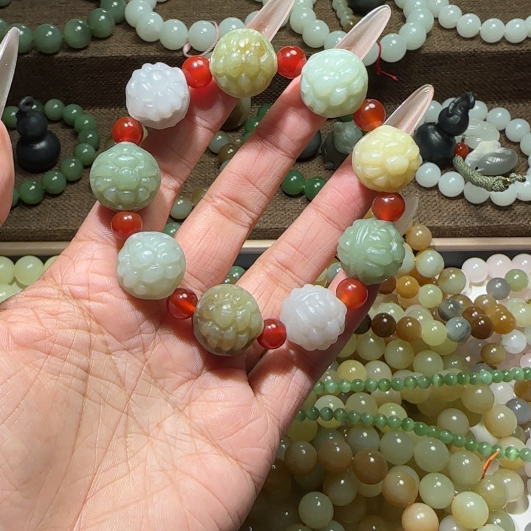 和田玉未镶嵌手链