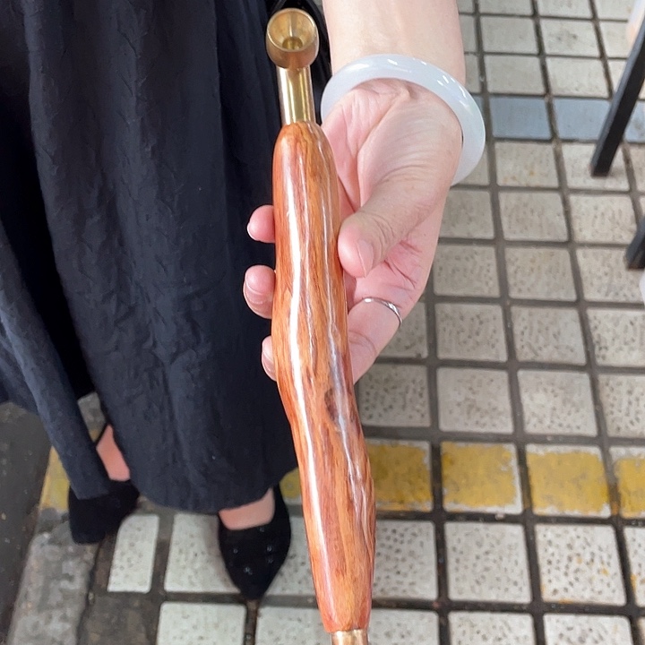 其他黄花梨/降香黄檀星*。海南黄花梨烟枪