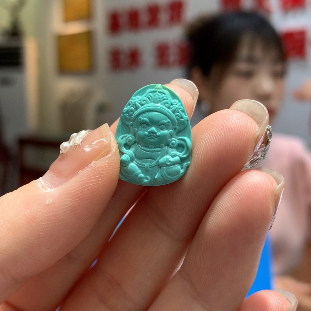 绿松石配饰未镶嵌