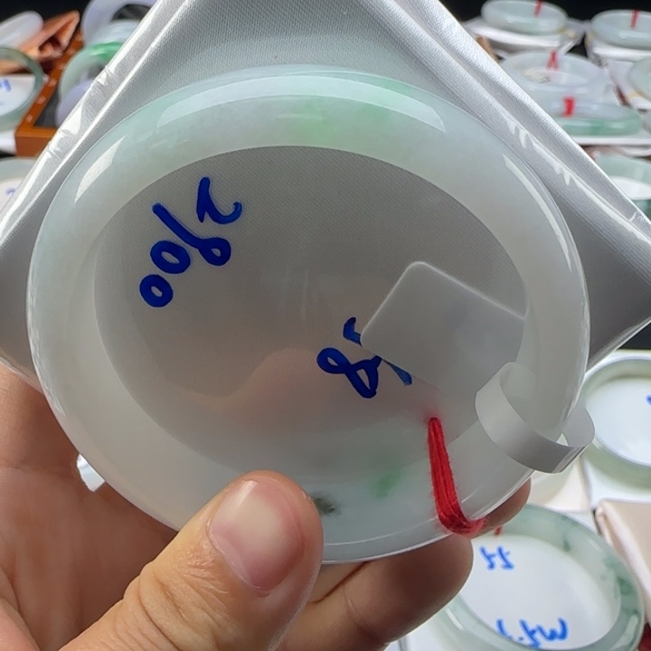 未镶嵌手镯翡翠翡翠手镯