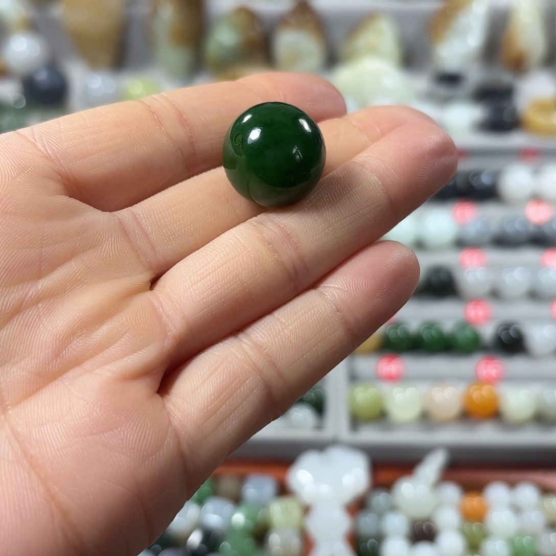 未镶嵌手链和田玉吃***猫