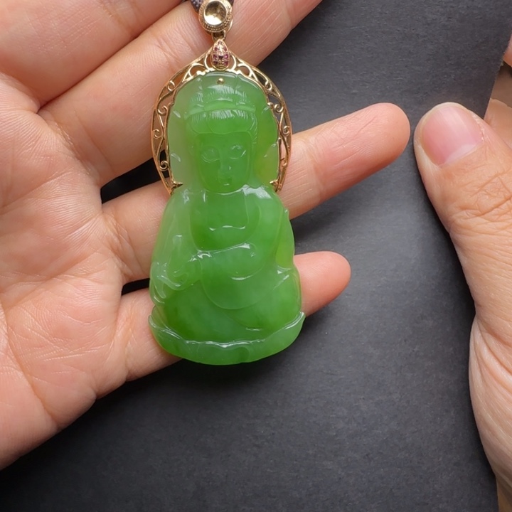 和田玉颈饰18K金镶嵌