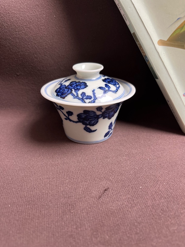 青花全手工手绘山茶花马蹄盖碗