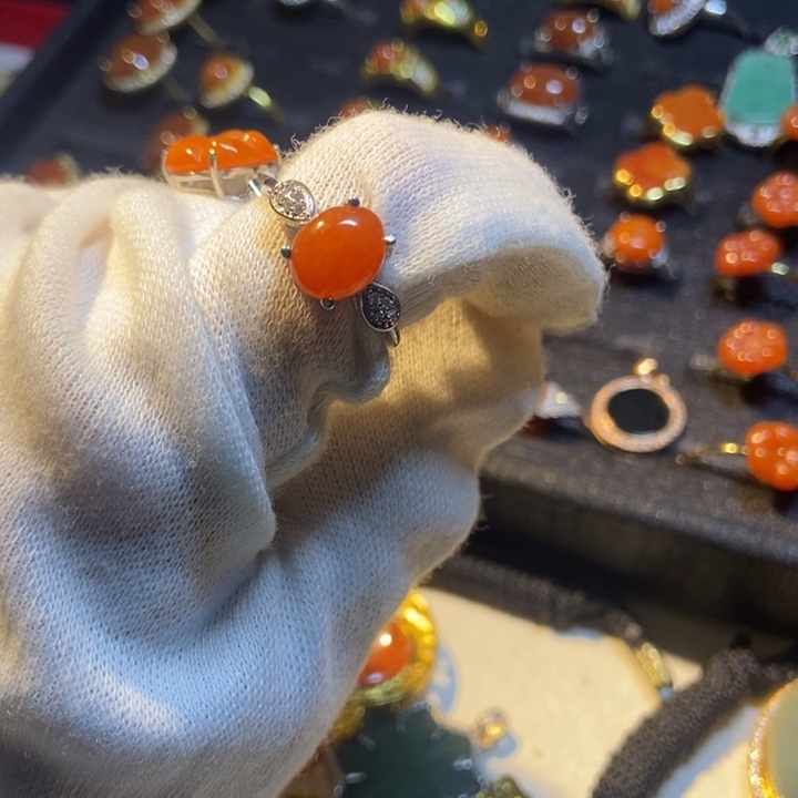 翡翠未镶嵌戒指翡翠