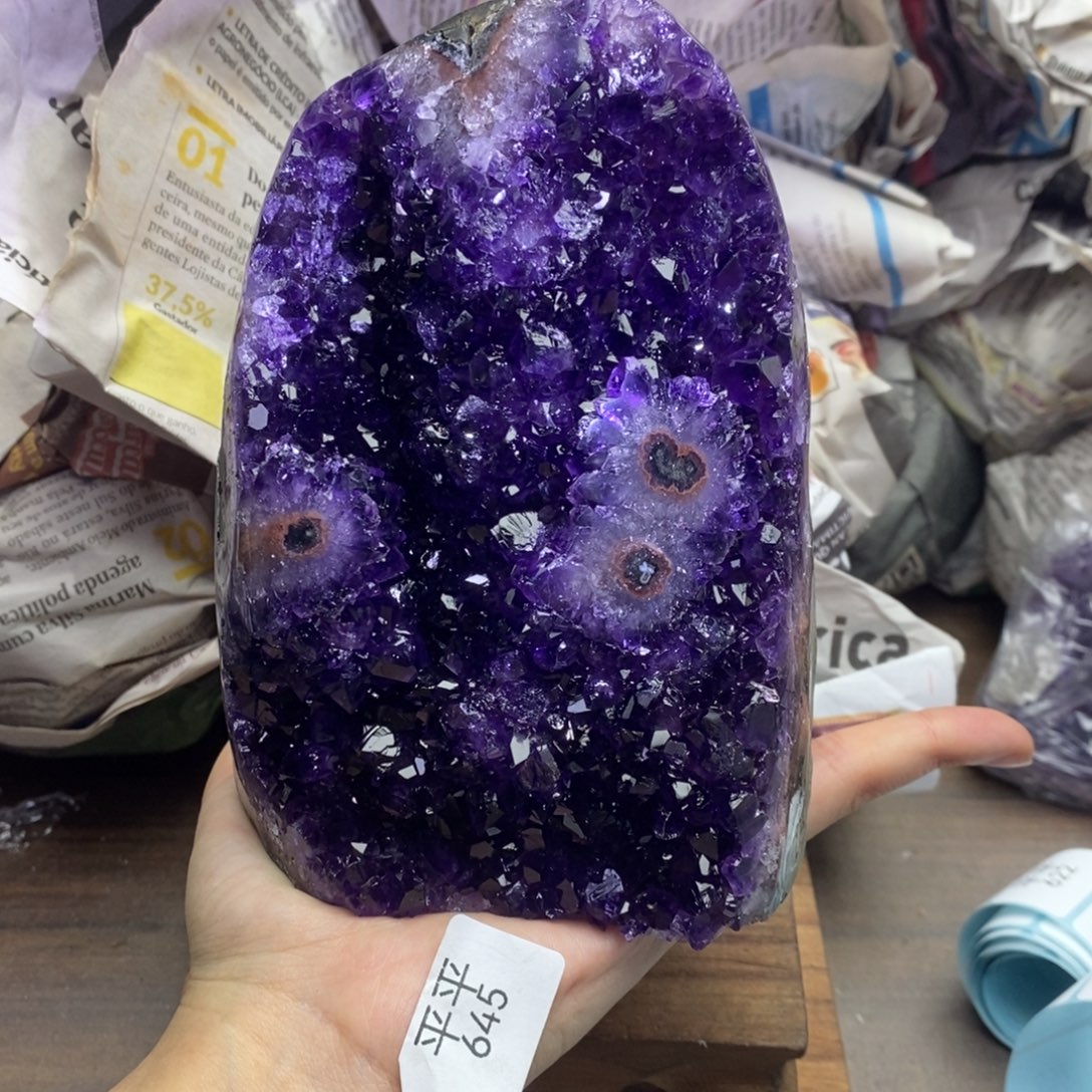 未镶嵌水晶大型摆件（非配饰）
