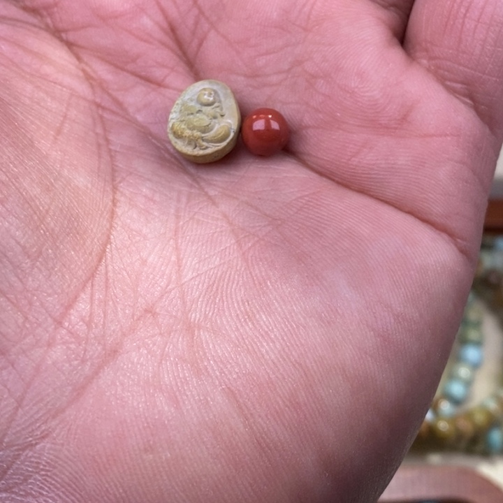 南红玛瑙颈饰未镶嵌