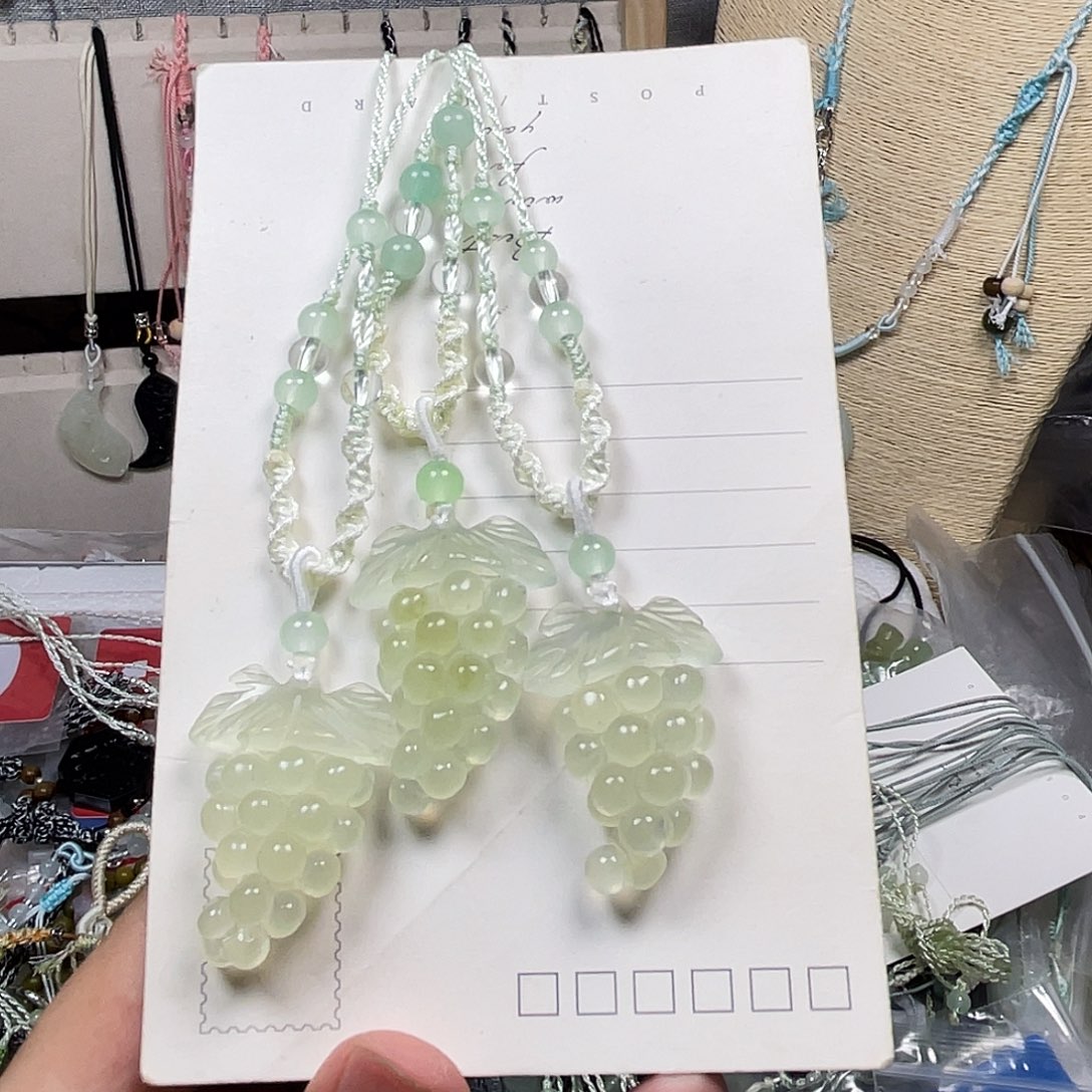 蛇纹石玉合金颈饰