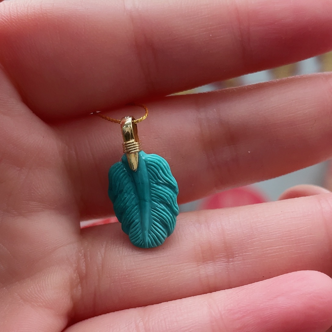 绿松石颈饰未镶嵌