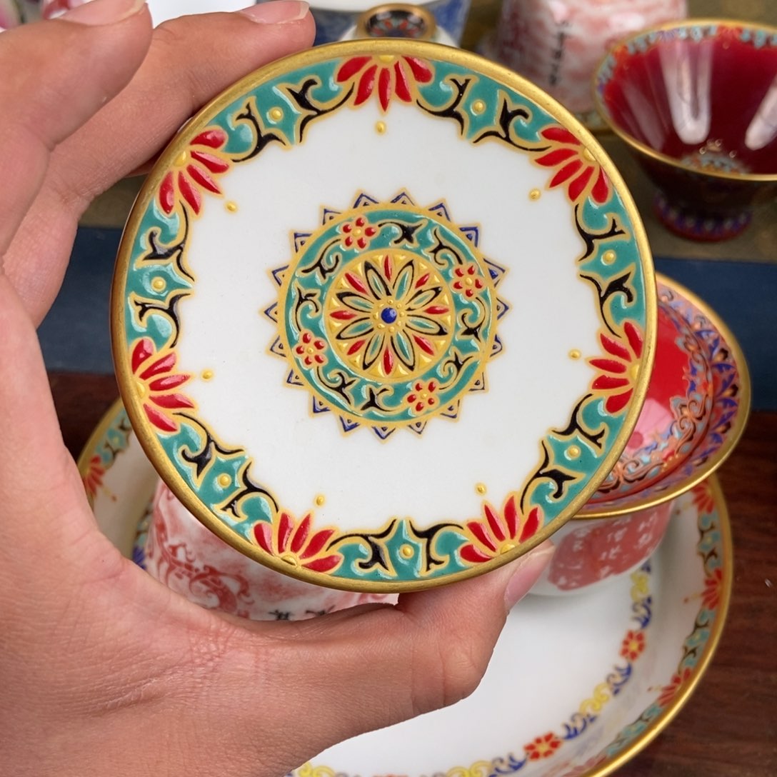 陶瓷艺术家的作品是一种非常