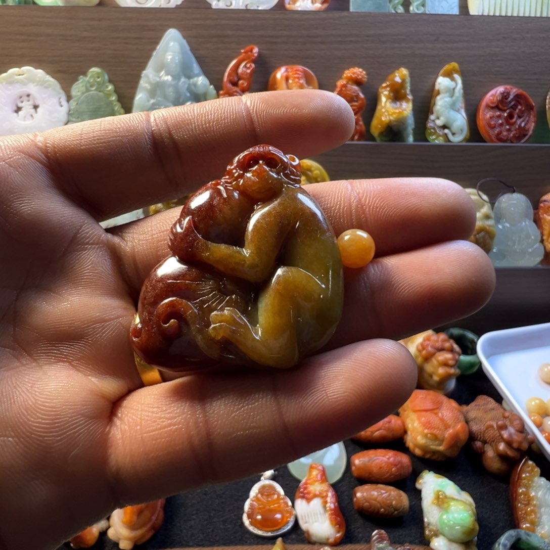 用***2翡翠未镶嵌颈饰翡翠