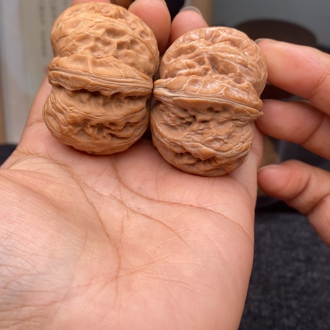 文玩核桃把件45元宝