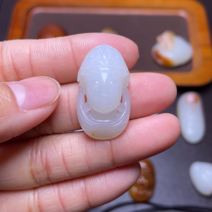 和田玉未镶嵌挂件