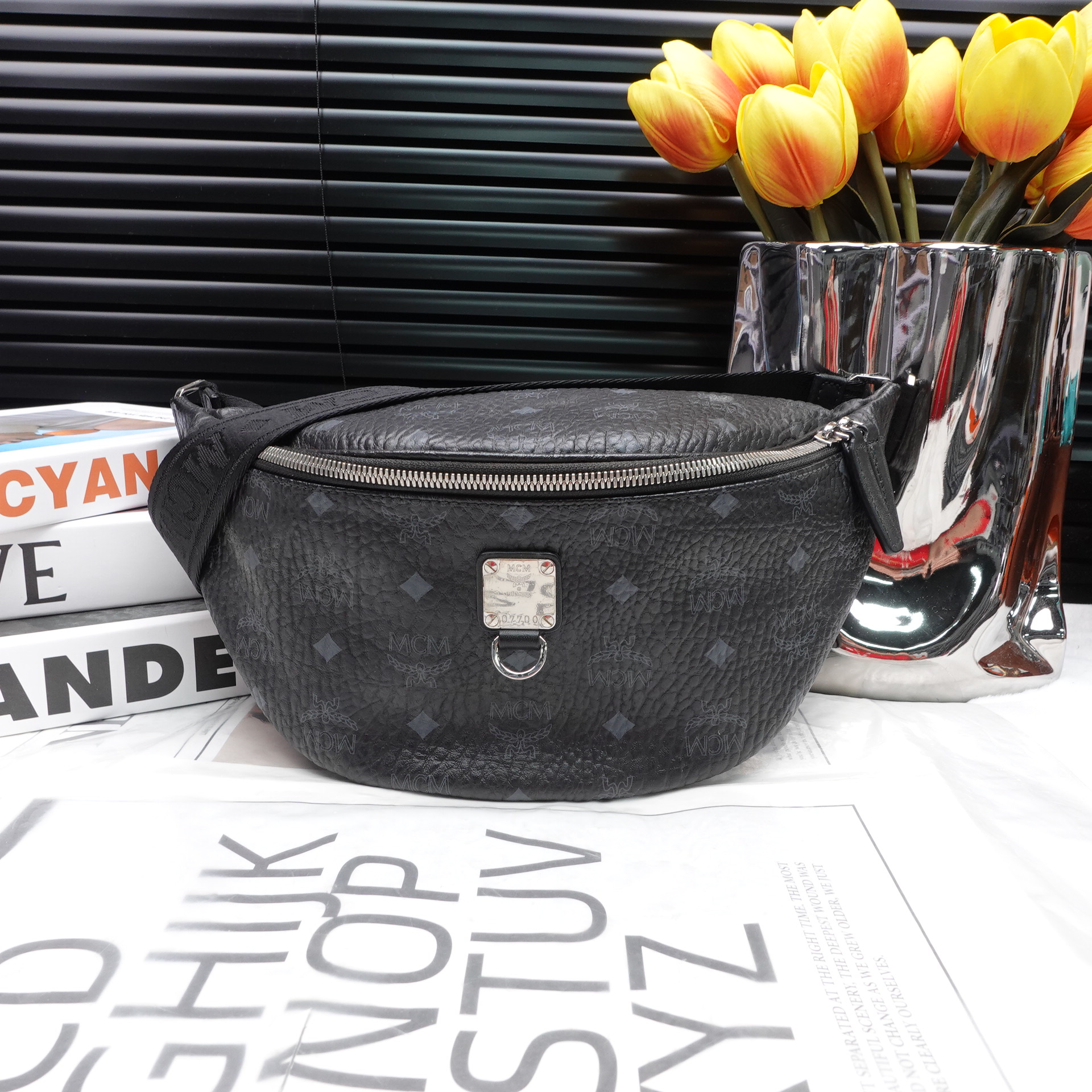 95新 MCM 胸包/T10196934