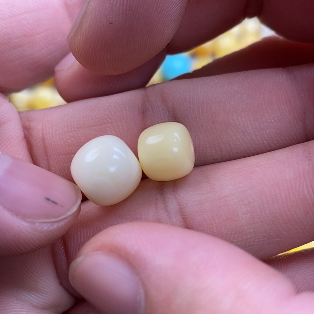 华***字蜜蜡未镶嵌裸石配饰