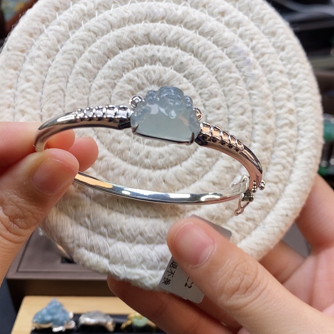 颈饰银S925镶嵌翡翠18097