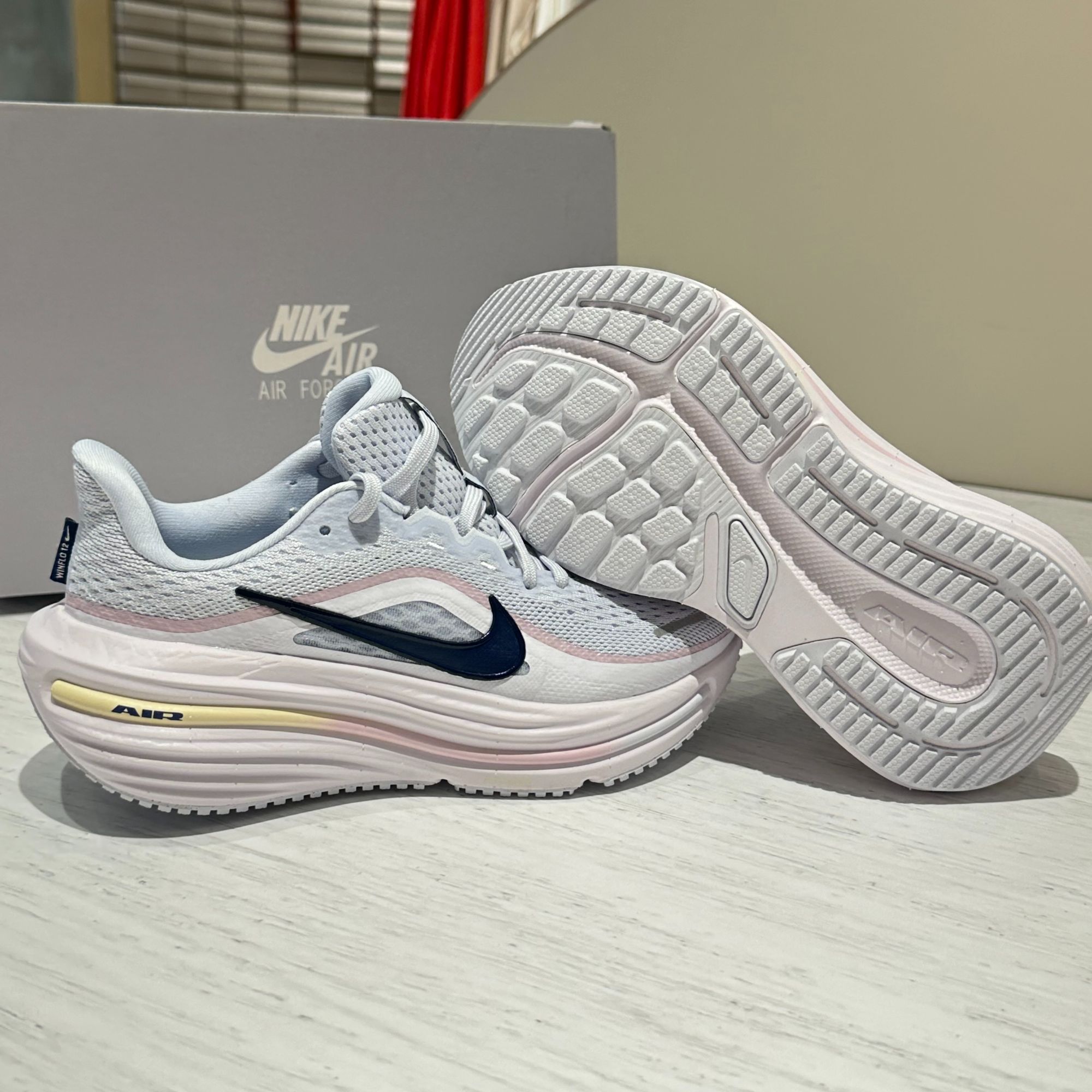 【滔搏官方】耐克NIKE W NIKE AIR WINFLO 12女跑步鞋 HV9273-003