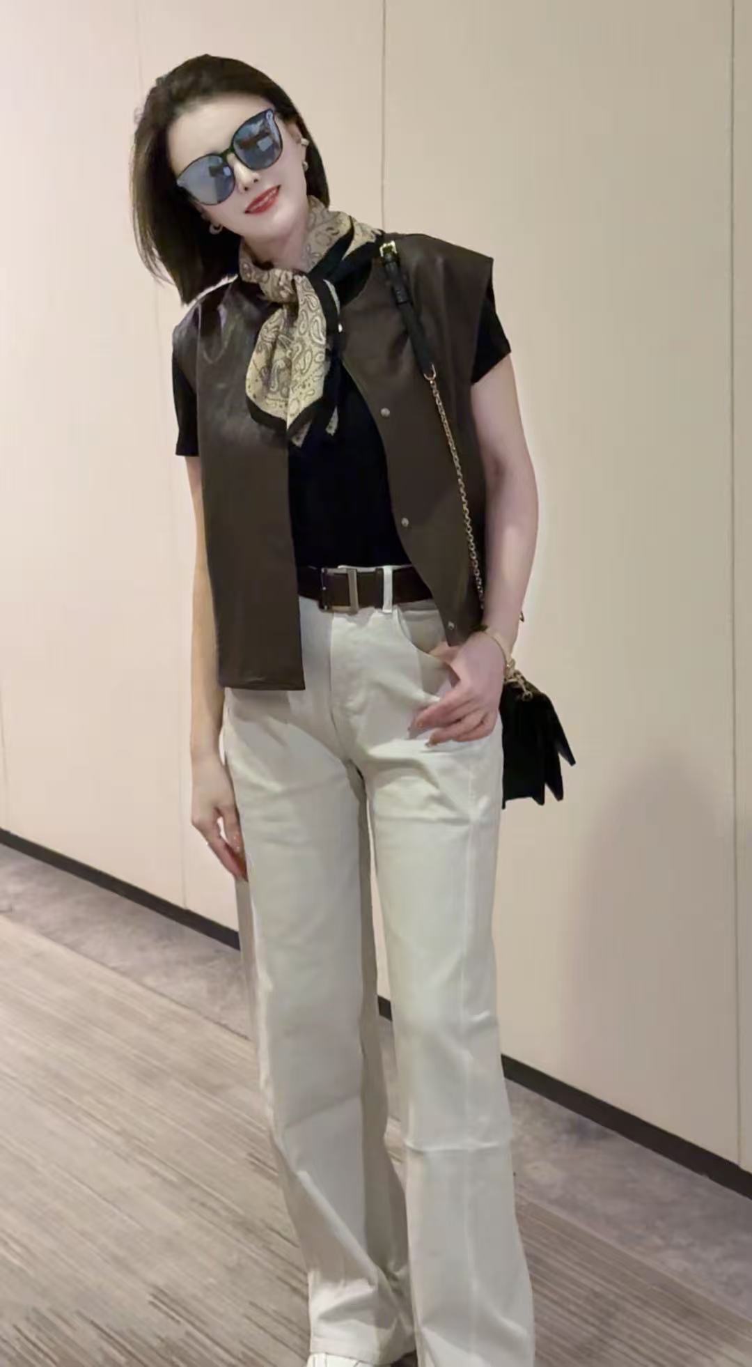 【茉莉家】2025年定制款秋季新品韩系米灰色时尚阔腿牛仔裤