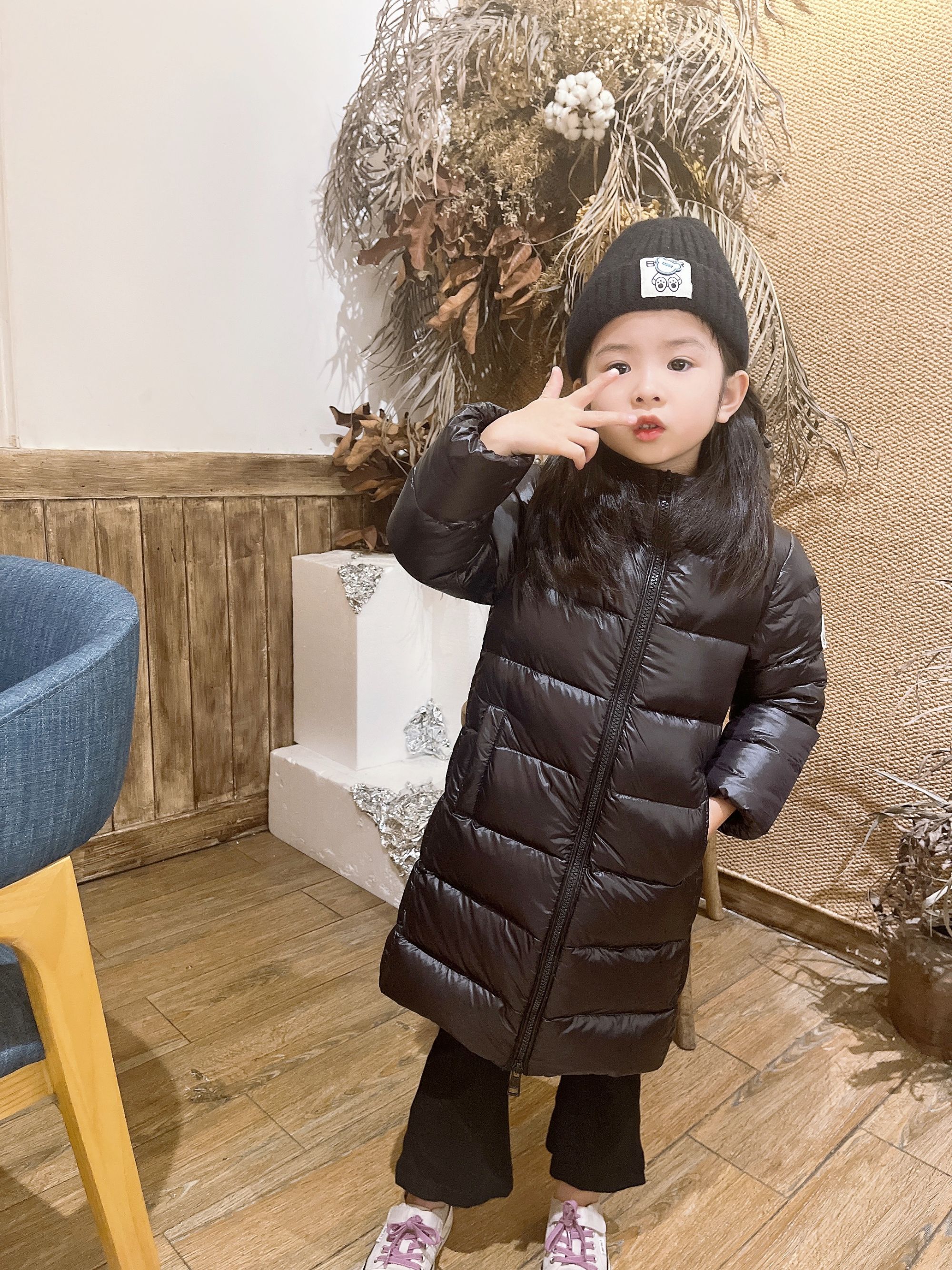 儿童中长款羽绒服男童女童连帽加厚长款童装羽绒服白鸭绒冬季黑色