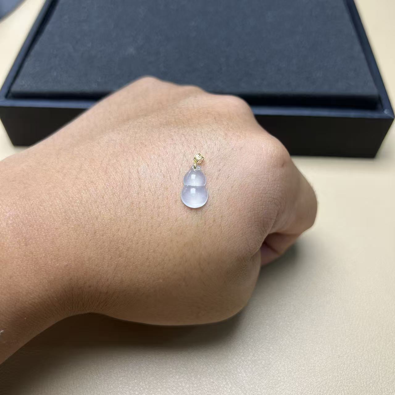 翡翠葫芦吊坠冰种水头好光感好18K金女式福禄常伴高贵气质轻奢