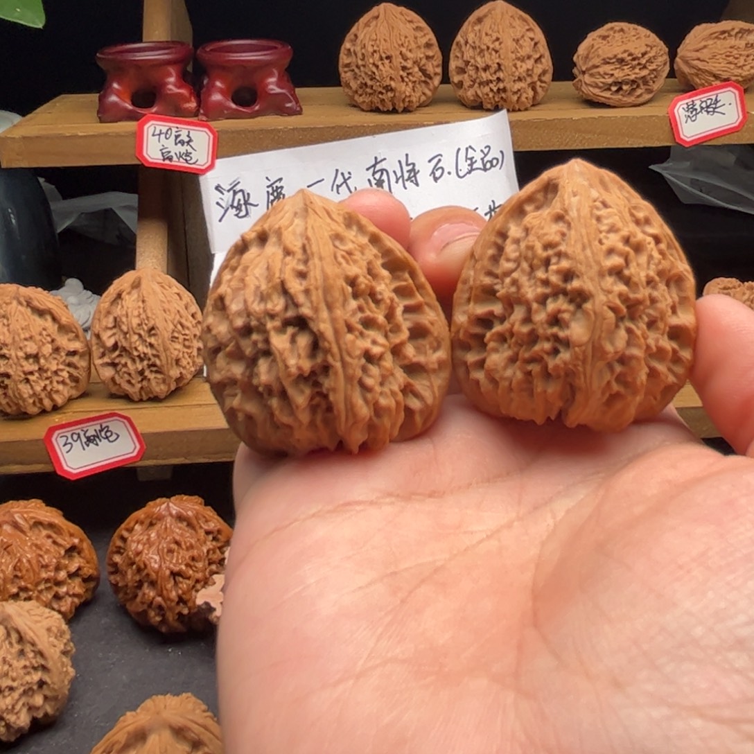 周***哥文玩核桃吊坠涿鹿南疆一代