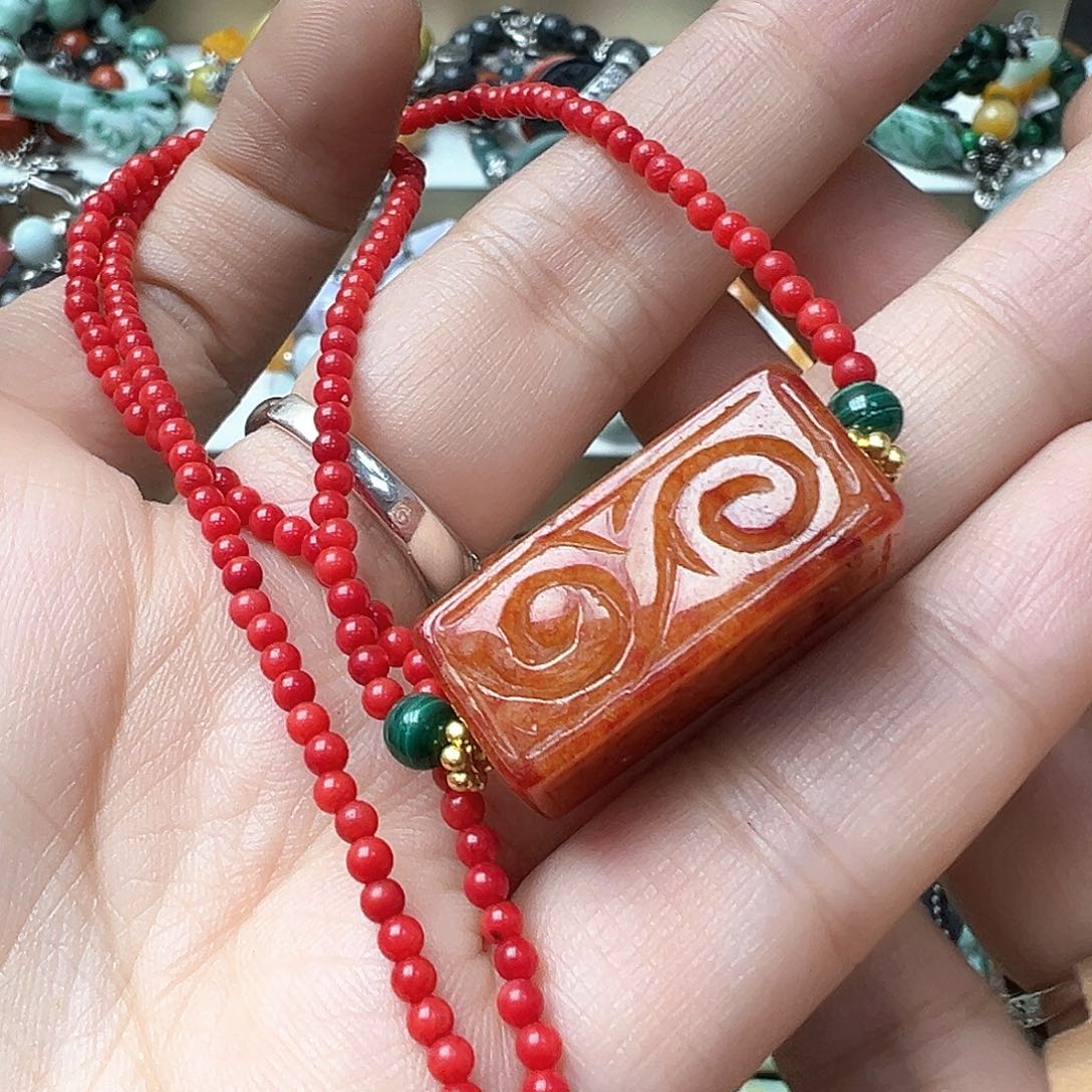 翡翠戒指未镶嵌需包容