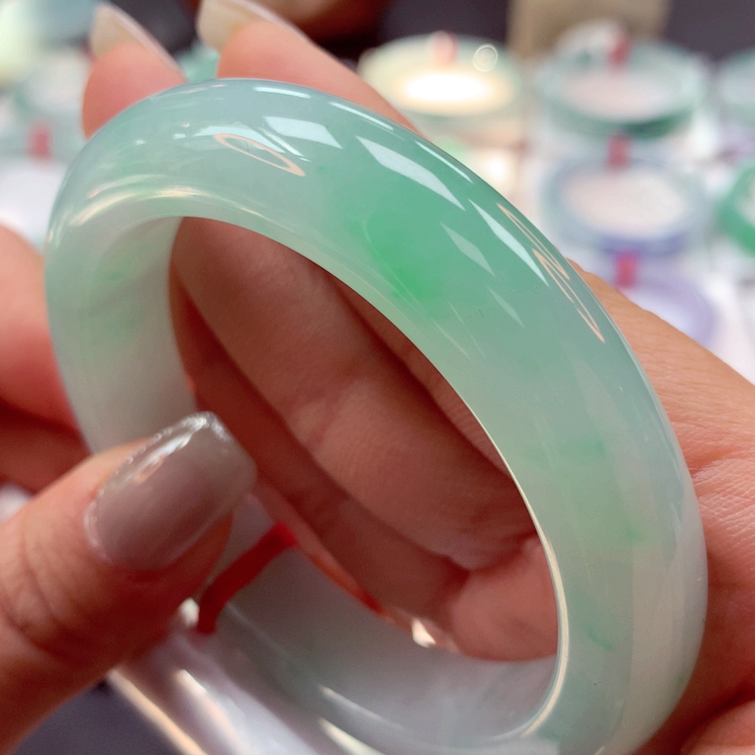 翡翠手镯未镶嵌55正19号88