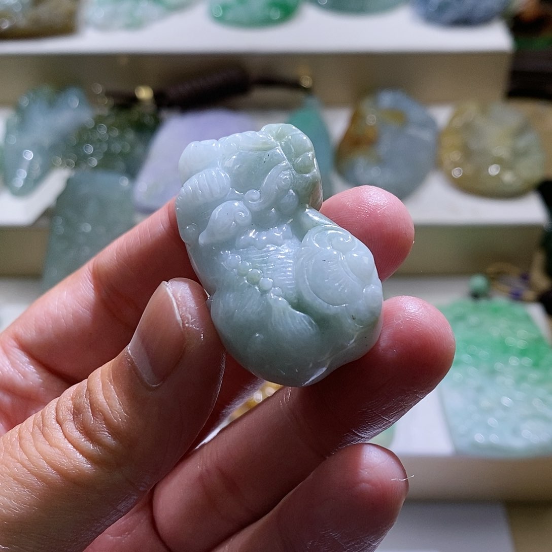 【闪购商品】翡翠颈饰未镶嵌貔貅