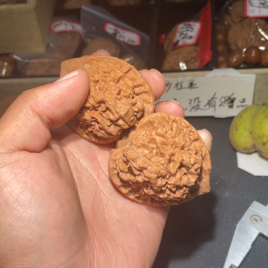 把件文玩核桃练手对核桃