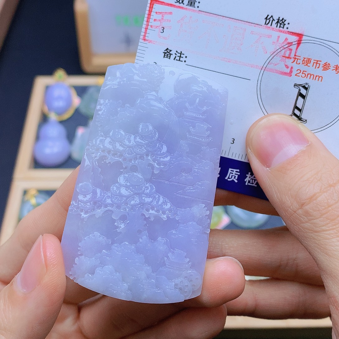 翡翠未镶嵌颈饰翡翠