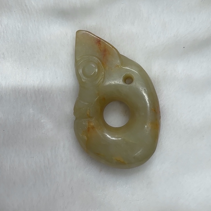 和田玉（糖玉）未镶嵌颈饰和田玉未镶嵌挂件