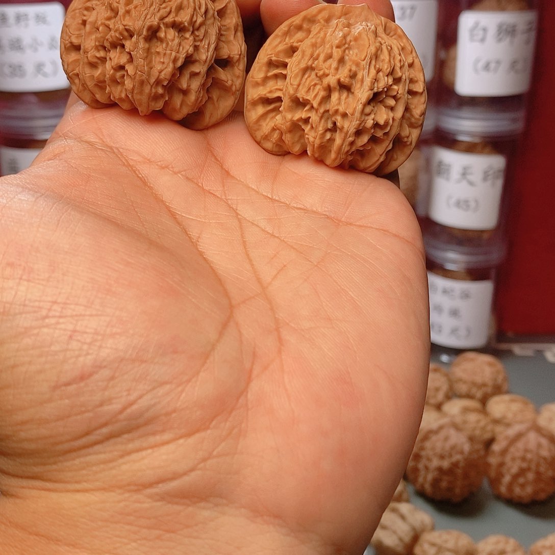 核桃把件45尺寸全品盘龙虎头核桃
