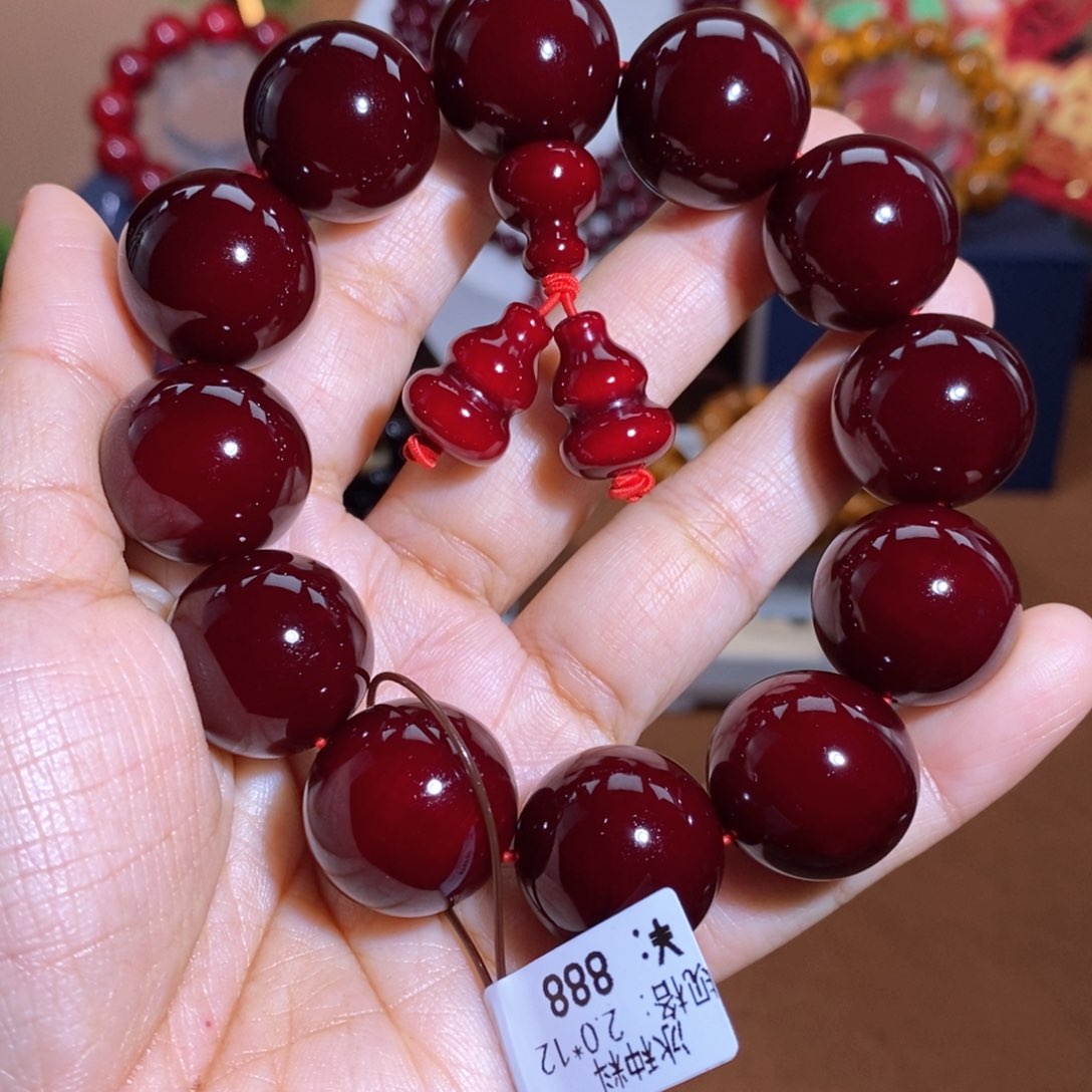 贝壳杉帝王血龙木2.0冰料天花板