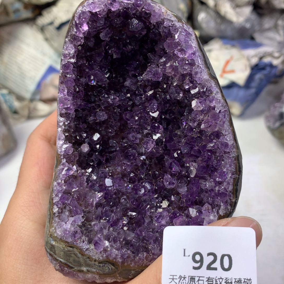 水晶大型摆件（非配饰）未镶嵌