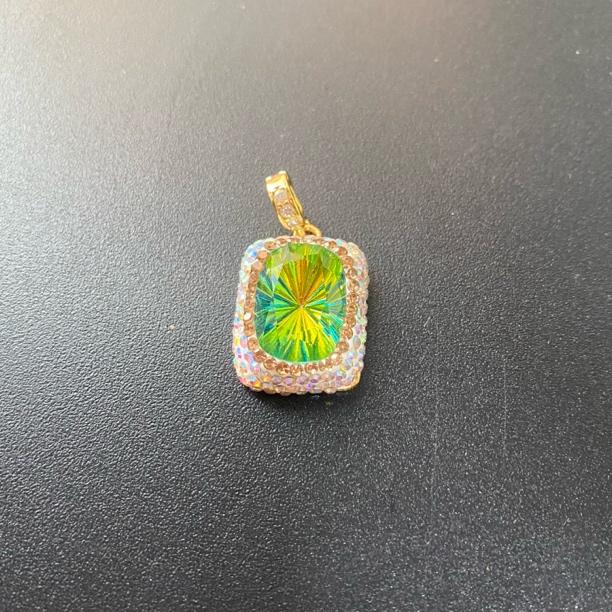 铜合金合成锆石吊坠 TTSD 绿色方形轻奢款吊坠 1221
