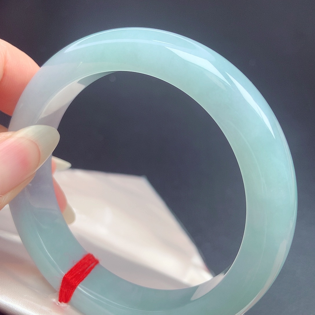 翡翠未镶嵌手镯57圈口