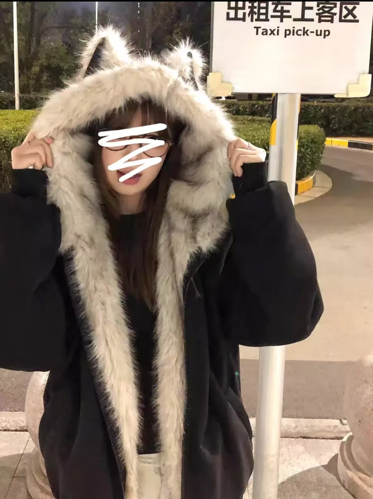 小卓  狐狸耳朵连帽座山雕外套棉服女冬季新款保暖加厚棉袄66615