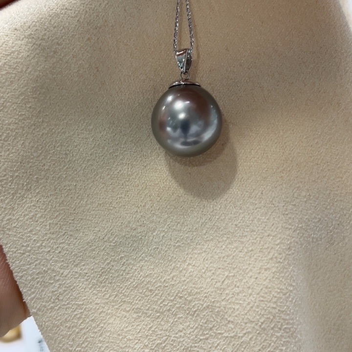 18K金镶嵌吊坠(不含链)海水珍珠12-13mm95号